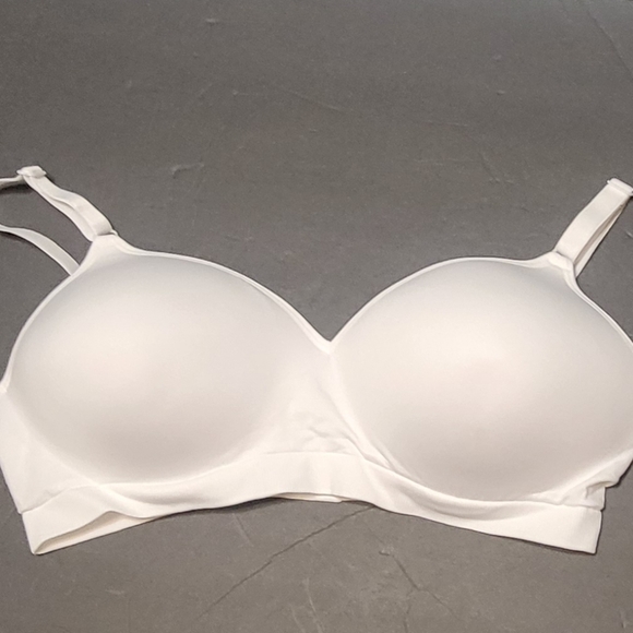 Fruit of the Loom Women's Seamless Wire Free Push-up Bra [2 Pack] - Picture 6 of 10